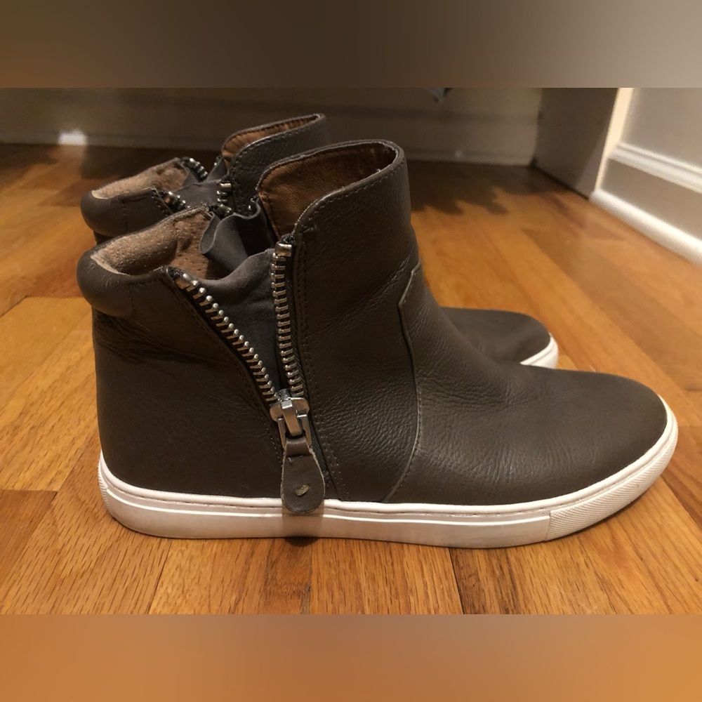 Gentle Souls by Kenneth Cole Carter High-Top Sneaker